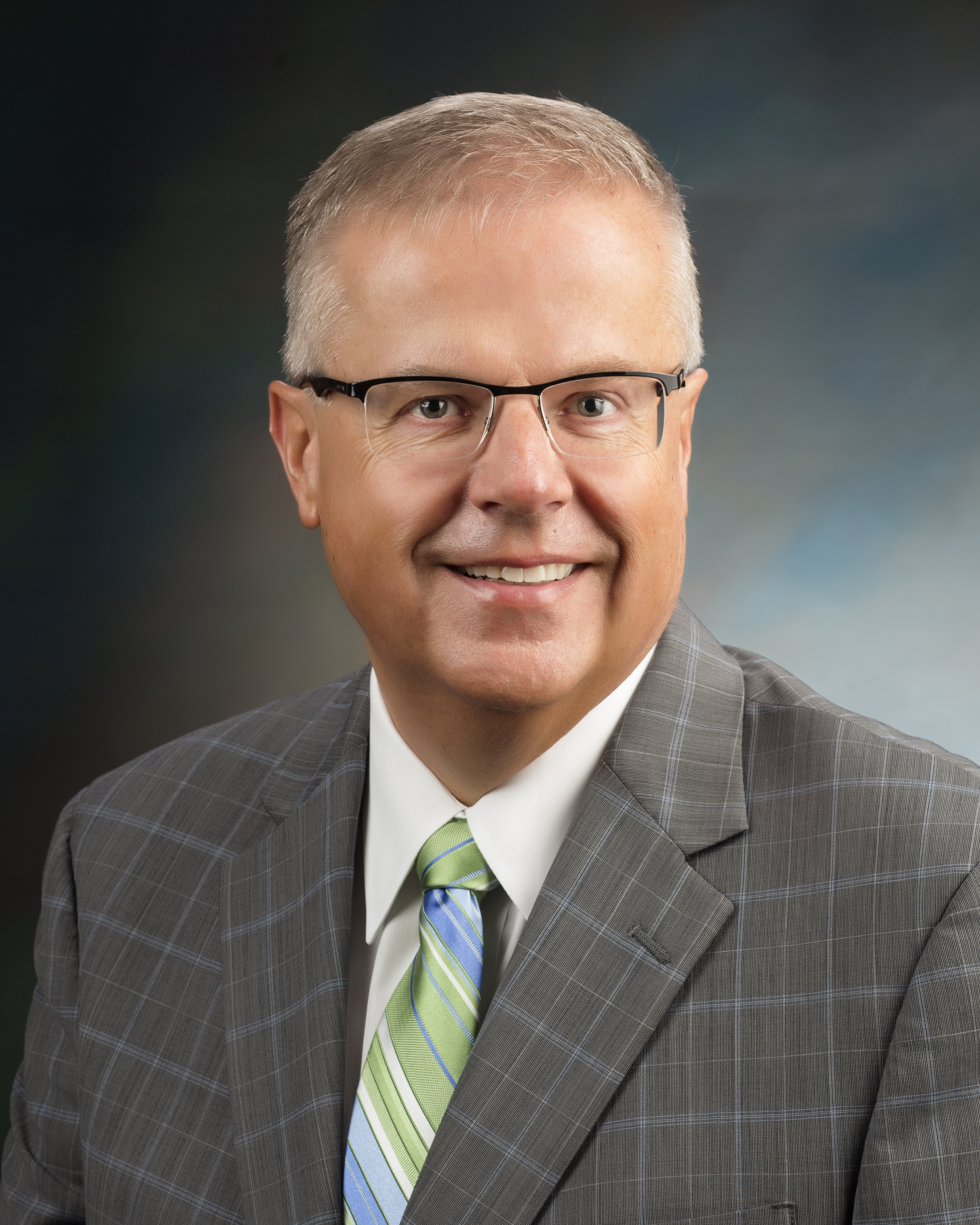 Roger Nadrchal headshot