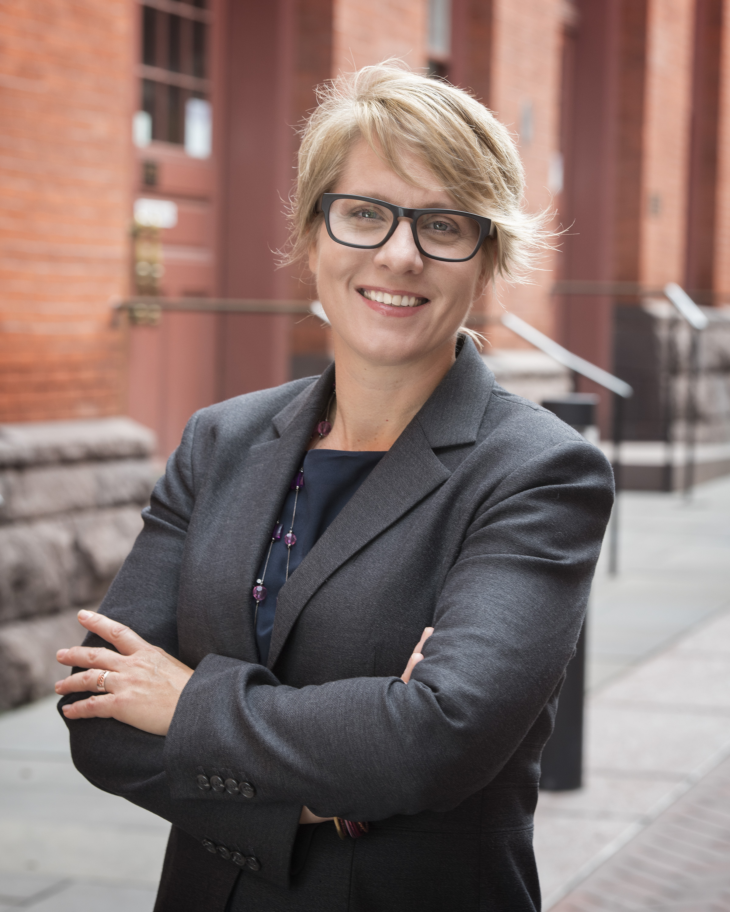 Dana Hanchin headshot